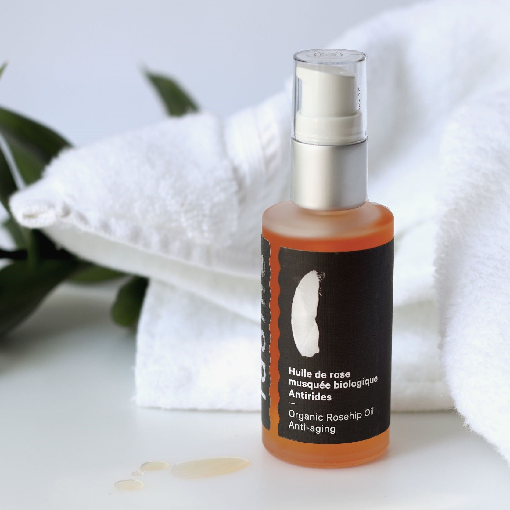 Huile de rose musquée biologique