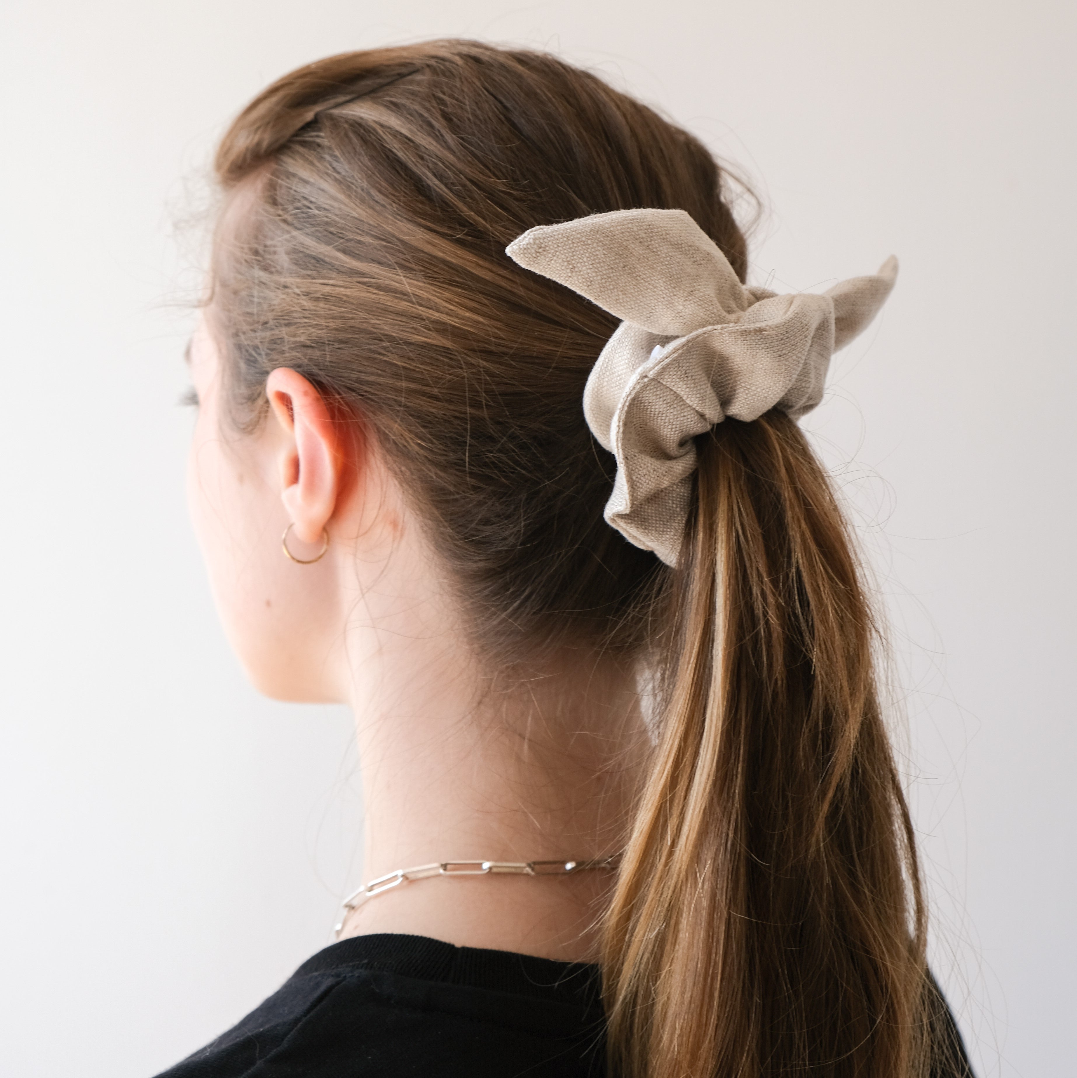 The Printed Bow Scrunchie - Linen